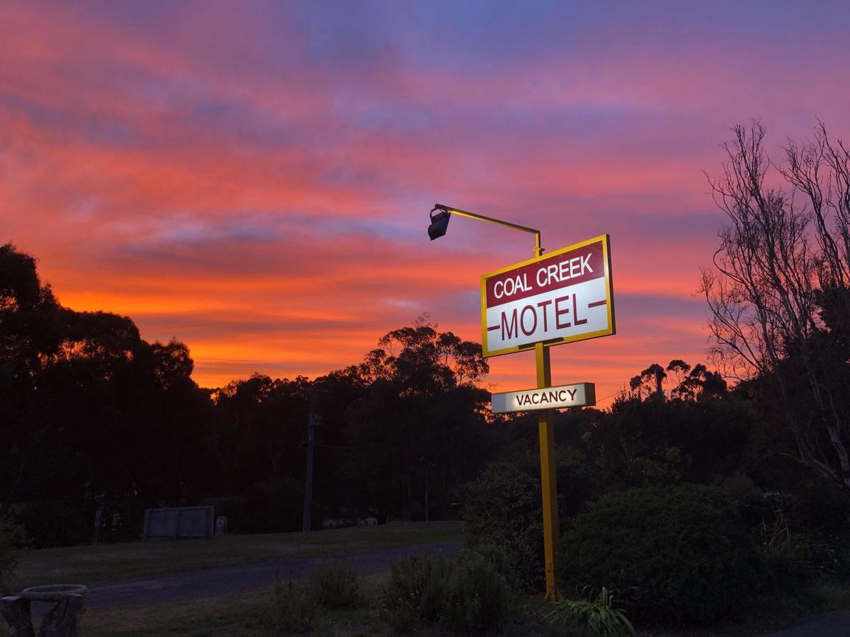 Coal Creek Motel Korumburra Esterno foto
